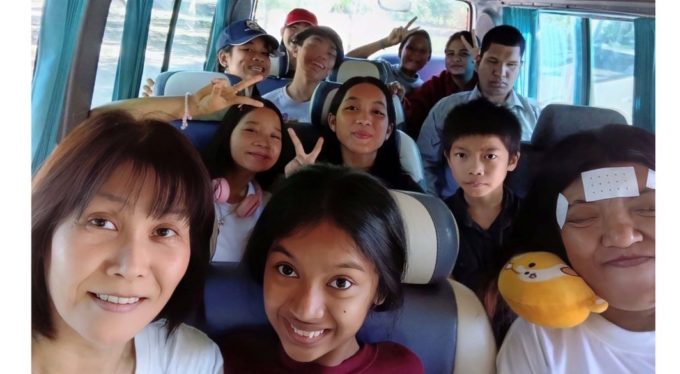 楯知子　帰国報告会